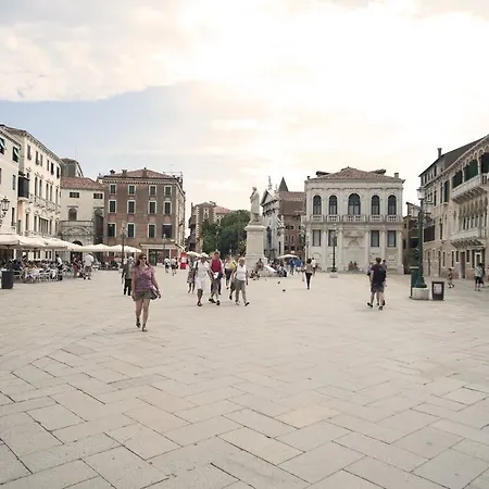 Apartment Heaven In San Marco Antique District Venedig